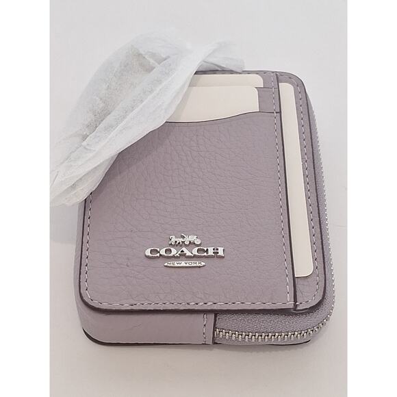 Coach RFB Zip Card Case 6303 SV/Soft Lilac Pebbled Leather NWT - Picture 3 of 4